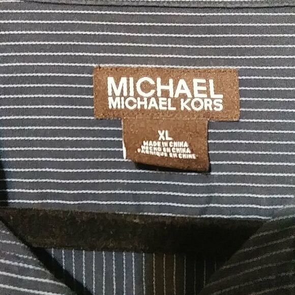 Michael Kors Button Up long Sleeve shirt - Picture 4 of 5